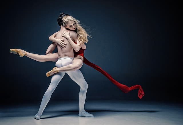 Image 1 : Maratâton de la danse background