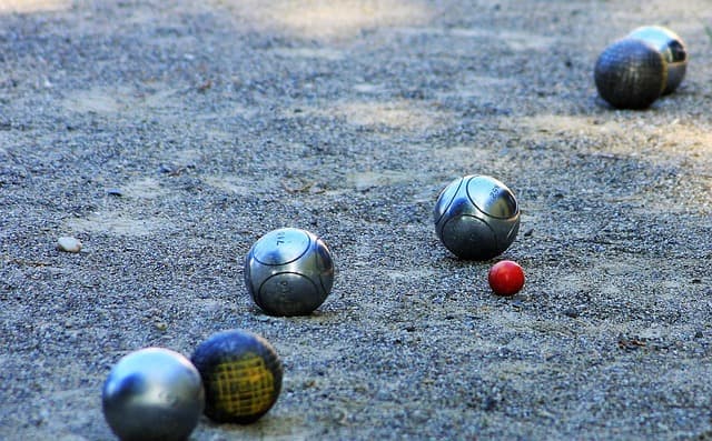 Image 1 : CONCOURS AMICAL DE PÉTANQUE background