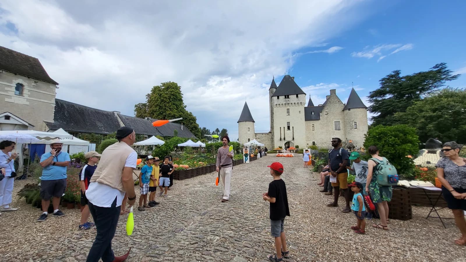 Image 3 : Fête de la citrouille et de l'automne au Château du Rivau background