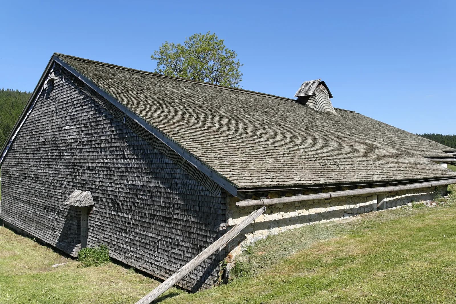 Image 1 : Visite guidée de l'écomusée Maison Michaud background