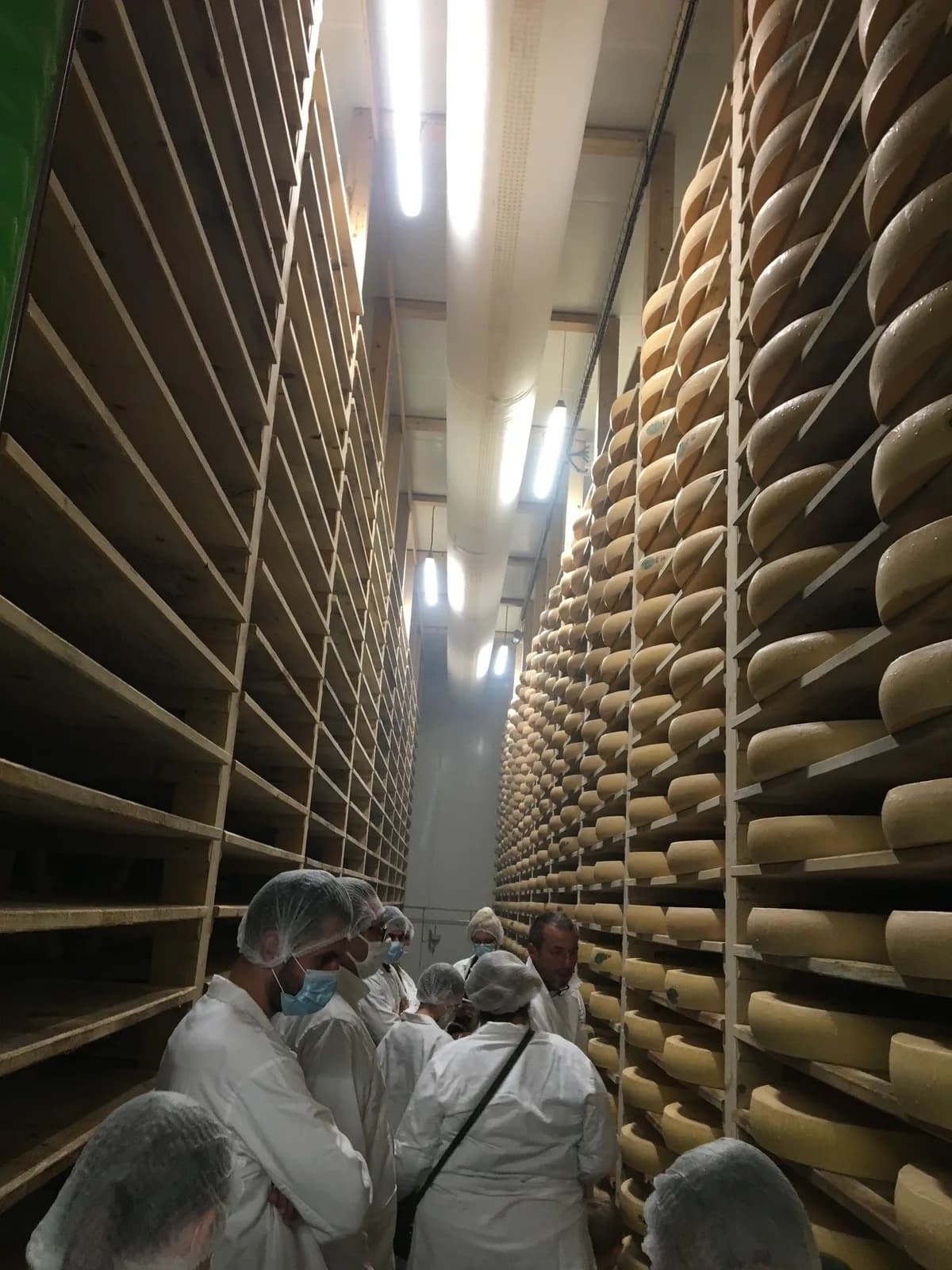 Image 1 : Visite de la Fruitière Les Délices du Plateau background