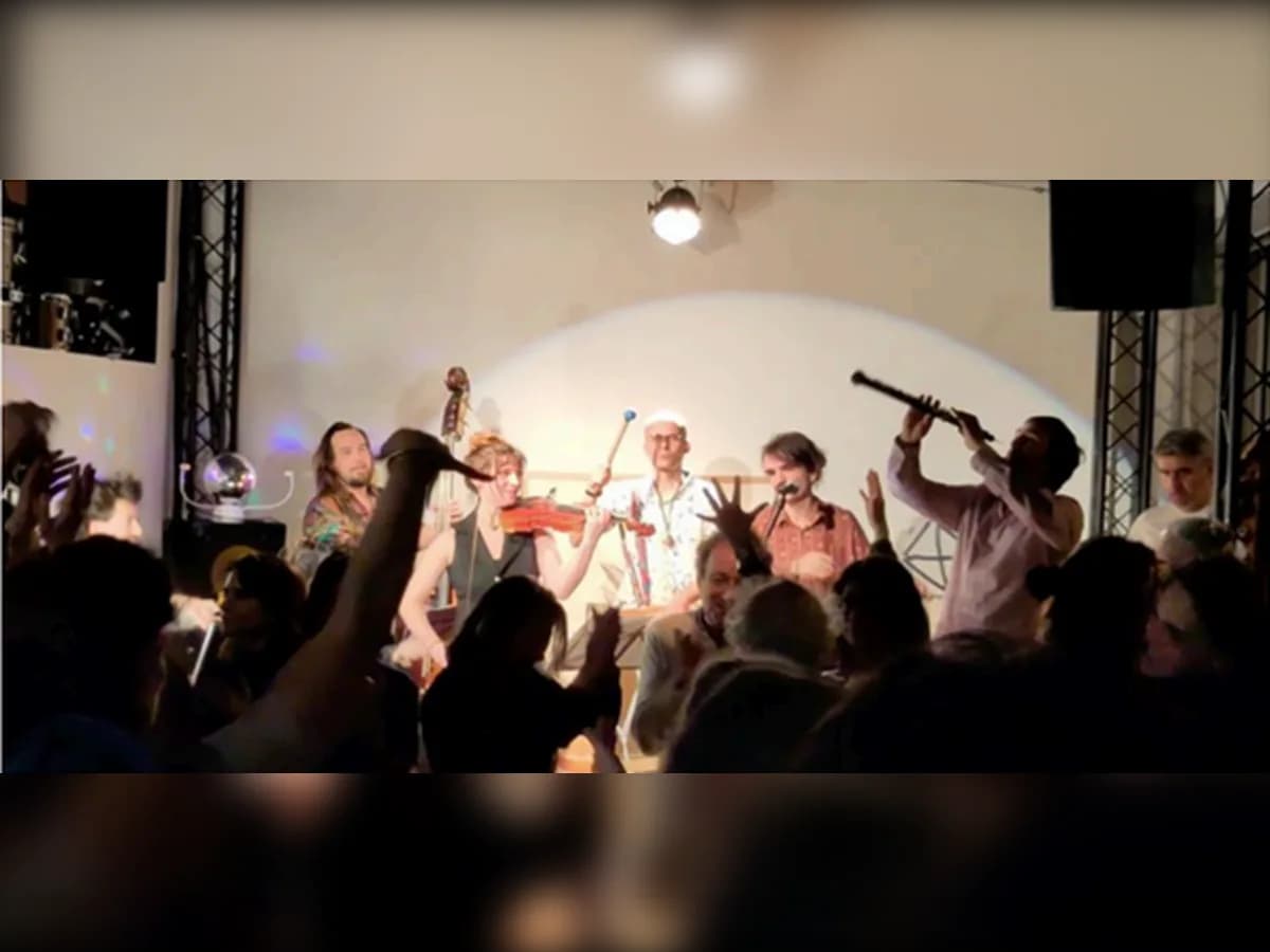 Image 3 : Bal folk : la Boite à bois et le Bal d'Arcueil background