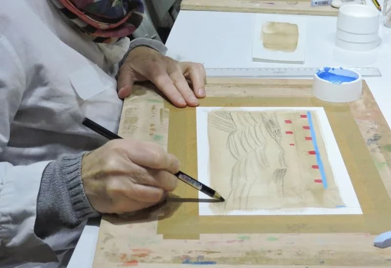 Image 1 : Cours de dessin au musée background