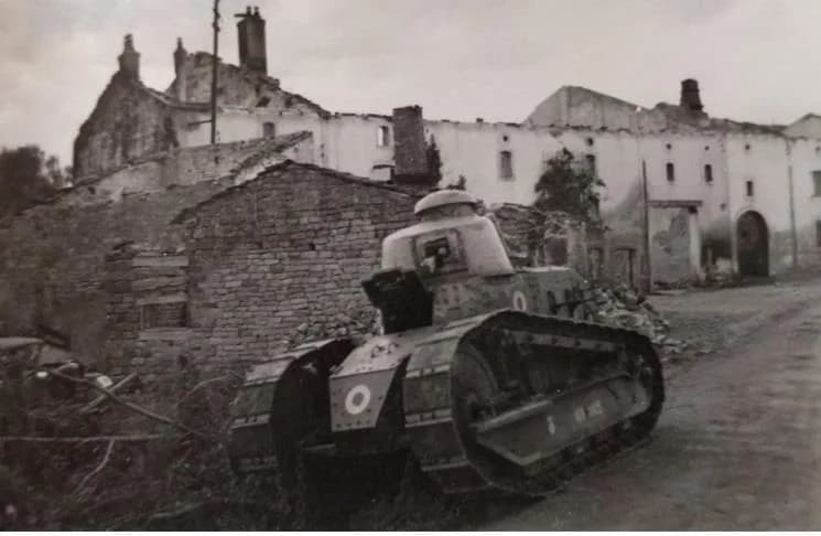 Image 1 : La Seconde Guerre mondiale dansle pays d'Epinal background