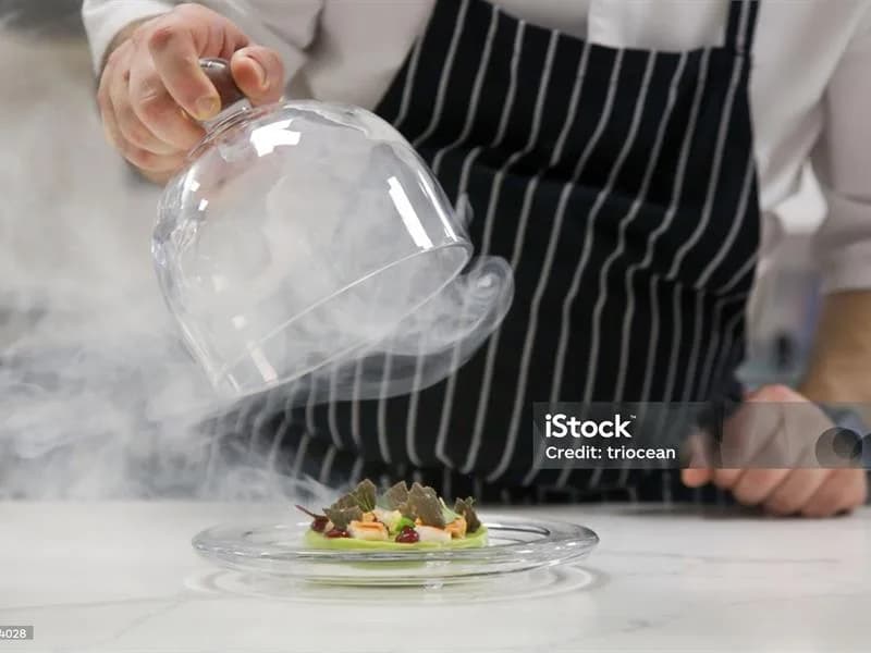 Image 1 : Les petits chefs scientifiques et la cuisine moléculaire background