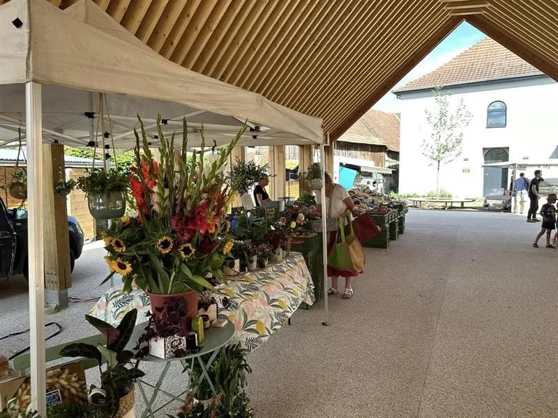 Image 2 : Marché des producteurs background