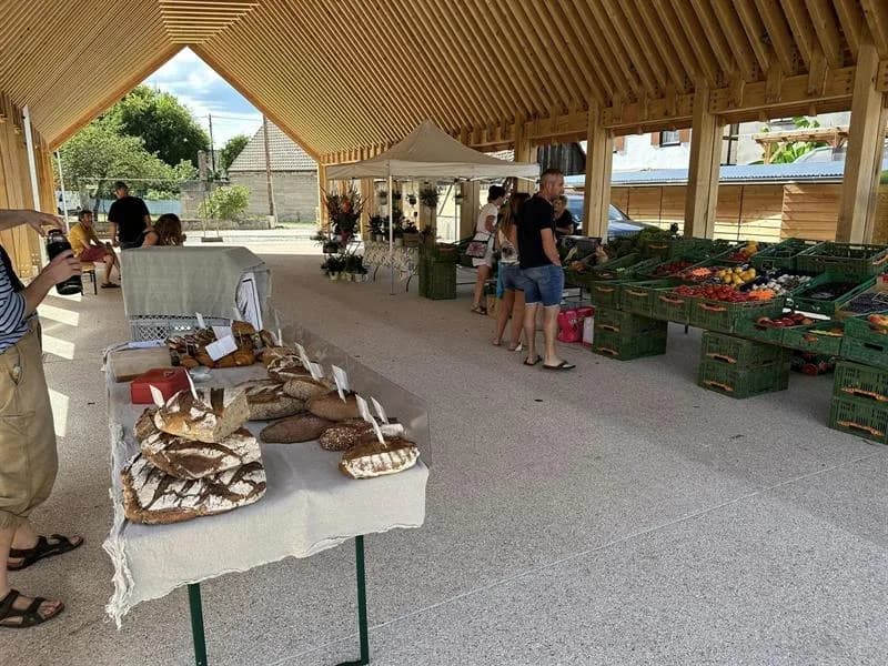 Image 3 : Marché des producteurs background