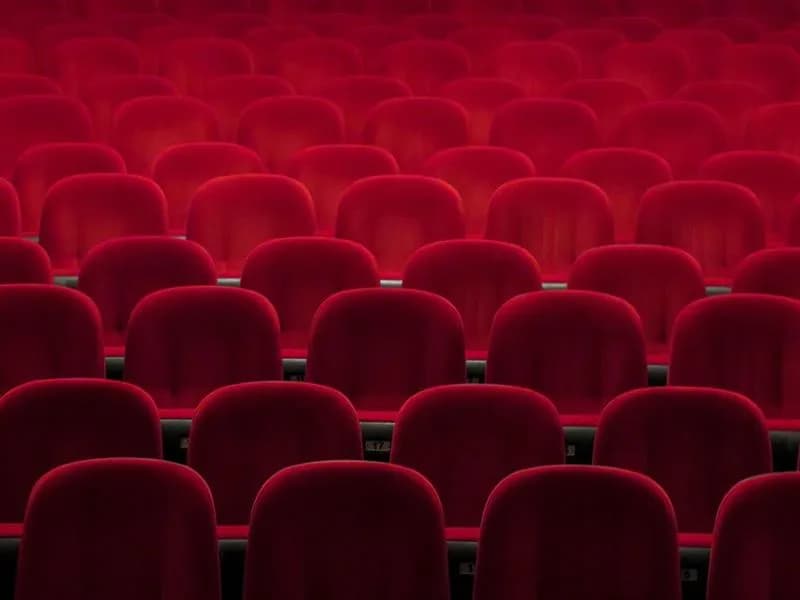 Image 1 : Théâtre - Faites des enfants qu'ils disaient background
