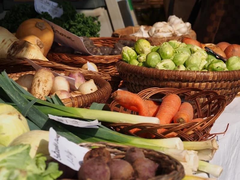 Image 1 : Marché hebdomadaire background