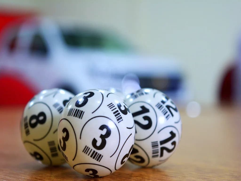 Image 1 : Loto du Comité des Fêtes background