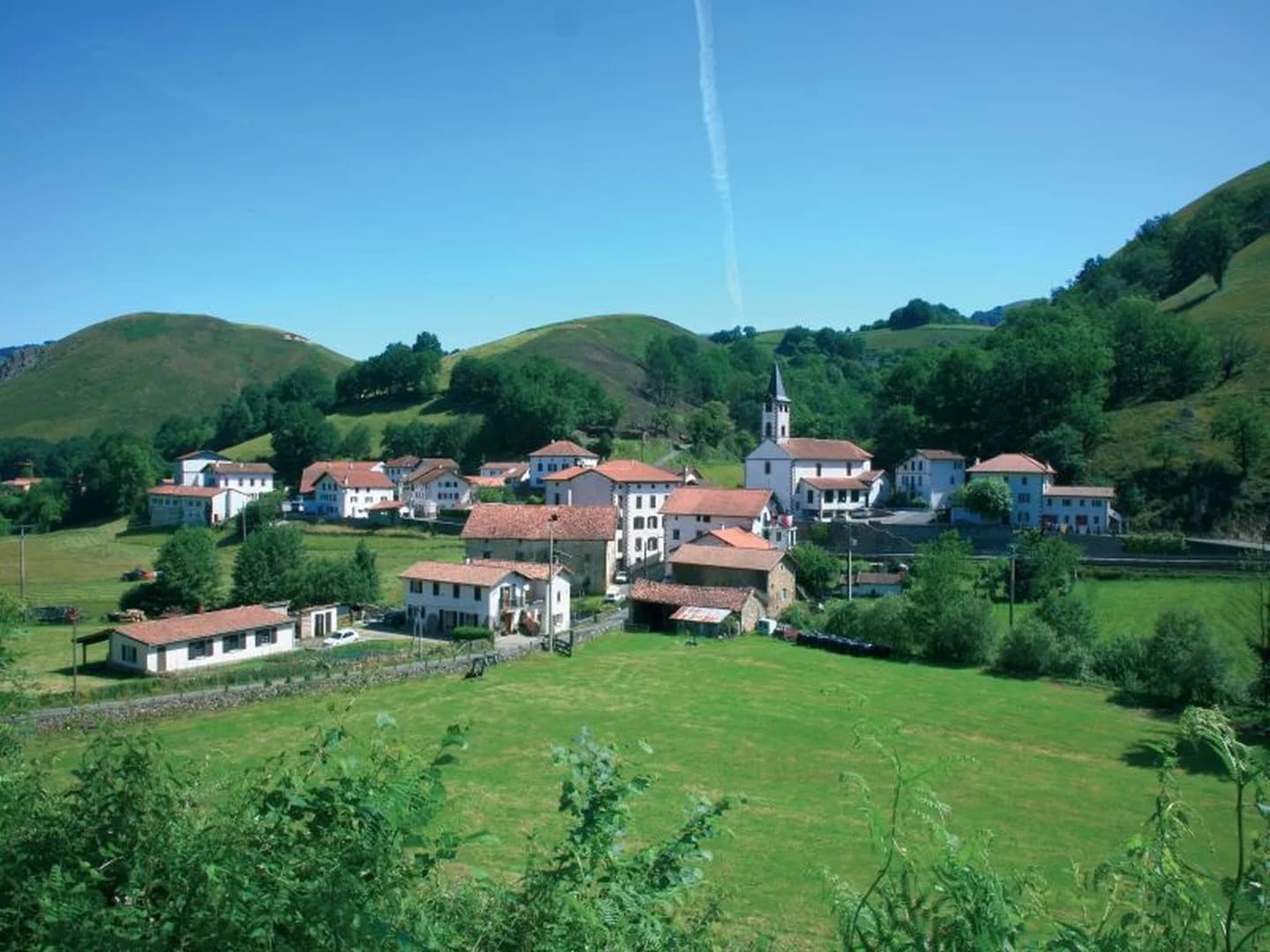 Image 3 : Portes ouvertes de la vallée des Aldudes - Animations Urepel background
