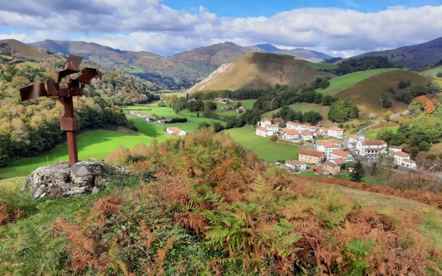 Image 4 : Portes ouvertes de la vallée des Aldudes - Animations Urepel background