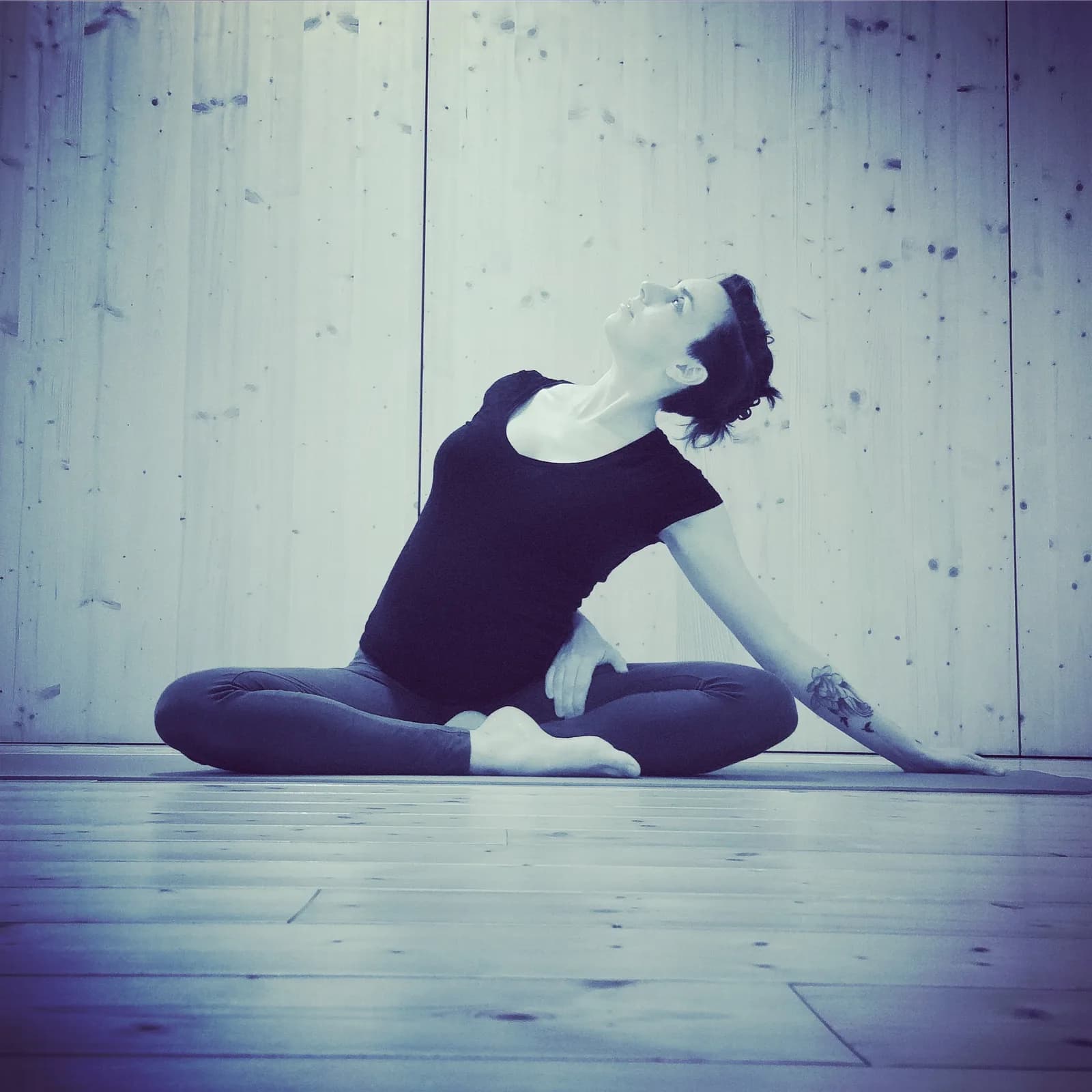 Image 1 : Yoga de l’Âme background