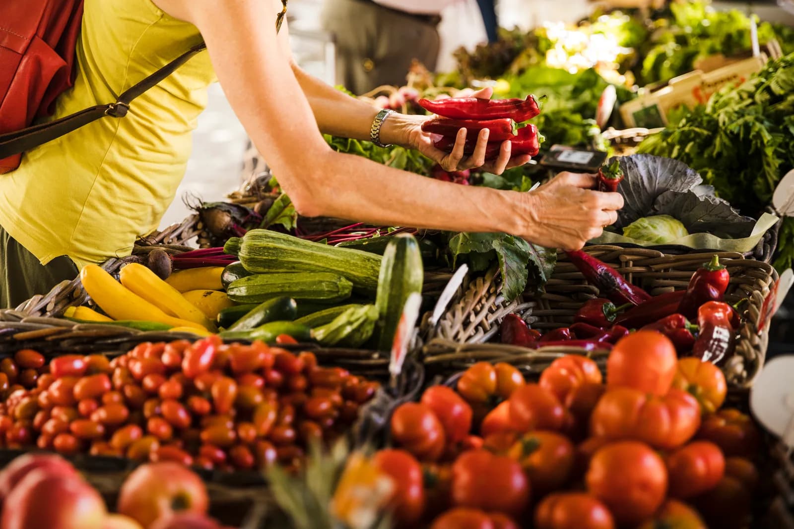 Image 1 : Marché de Mirebeau background