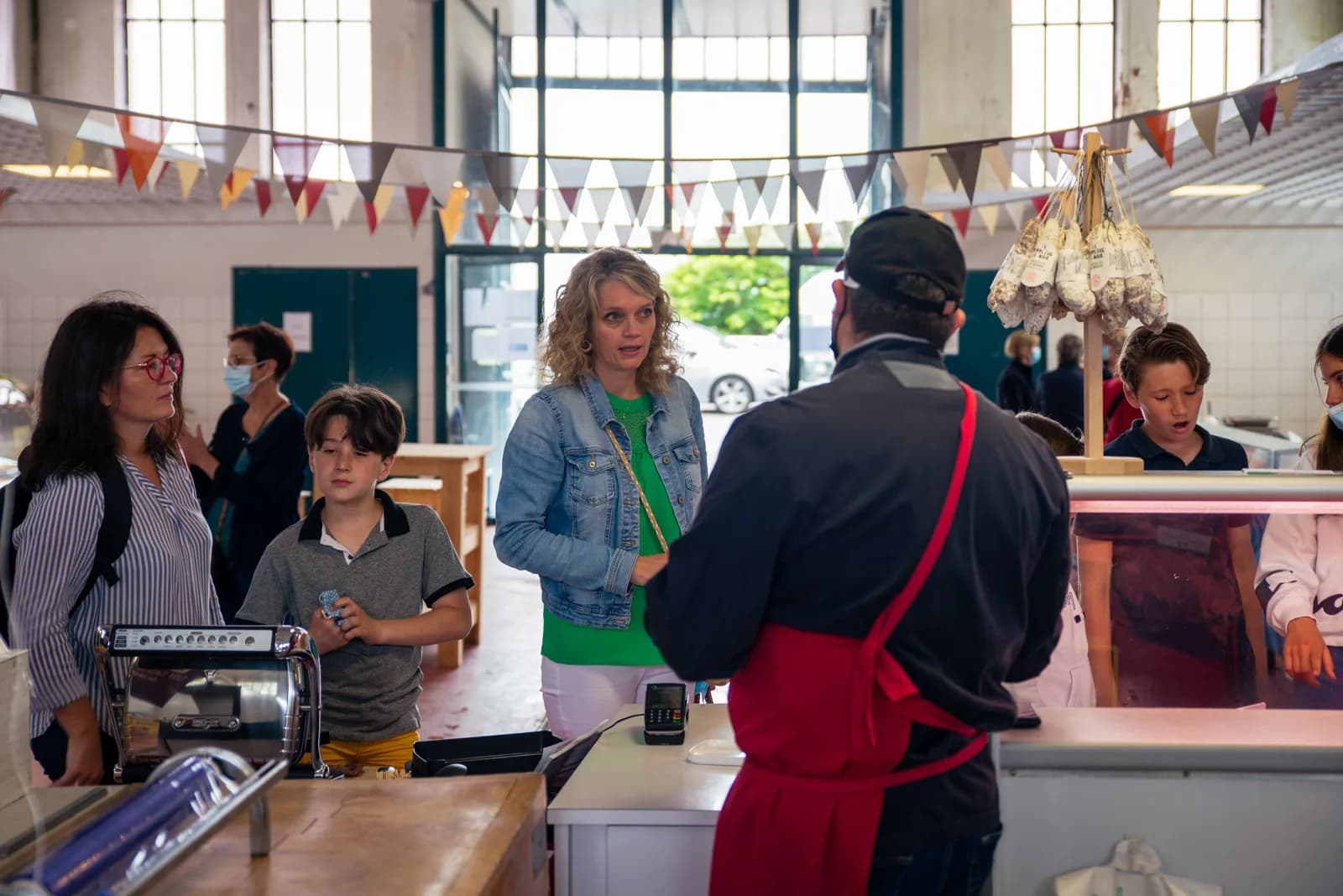 Image 2 : Marché de Mauléon background