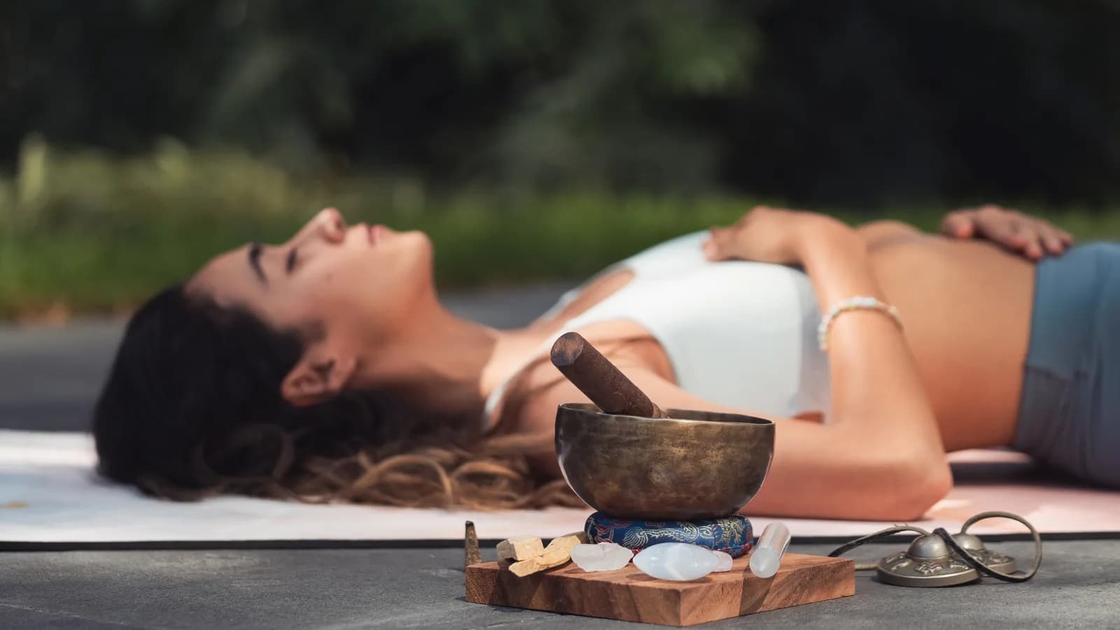 Image 2 : Pause Yoga background