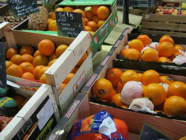 Image 2 : Marché hebdomadaire du mardi background