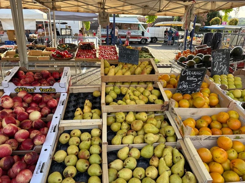 Image 1 : Foire à Argentat background