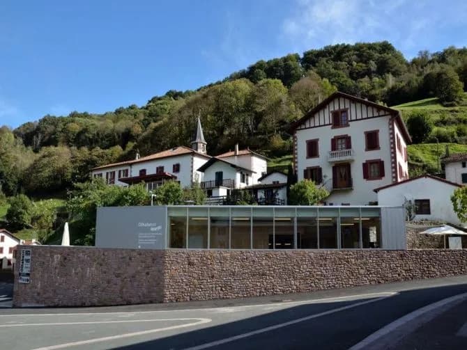 Image 3 : Portes ouvertes de la vallée des Aldudes - Animations Banca background