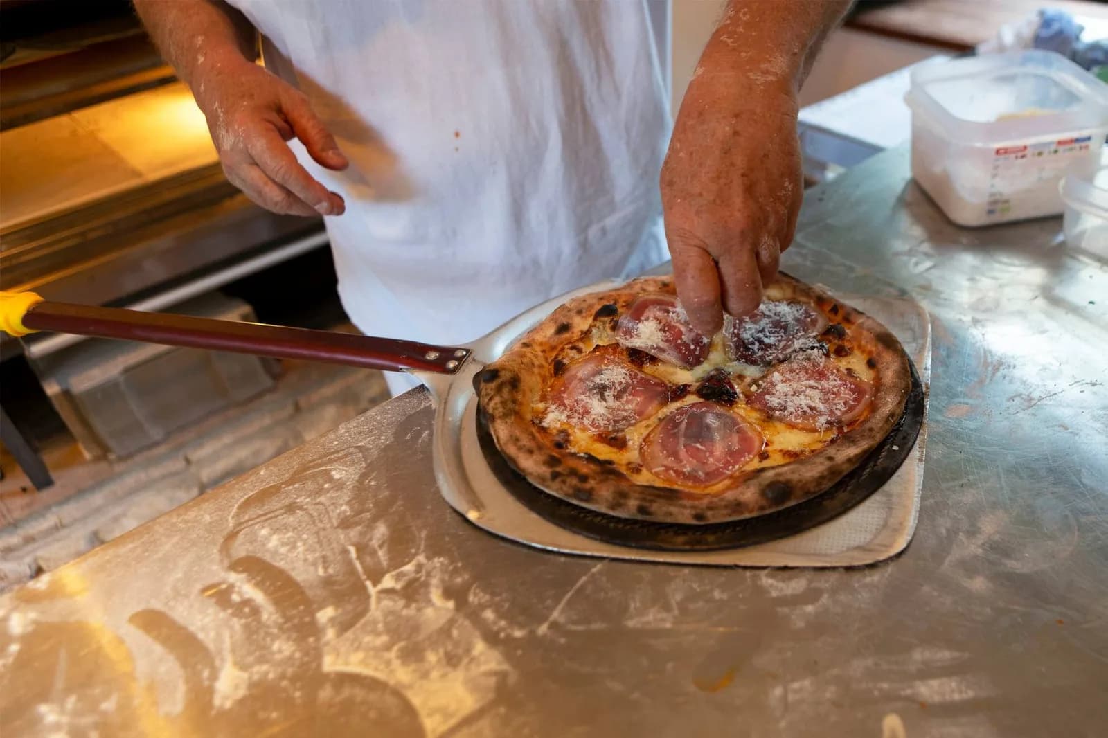 Image 4 : Atelier de confection de Pizzas à la Cucina di Gian Franco background