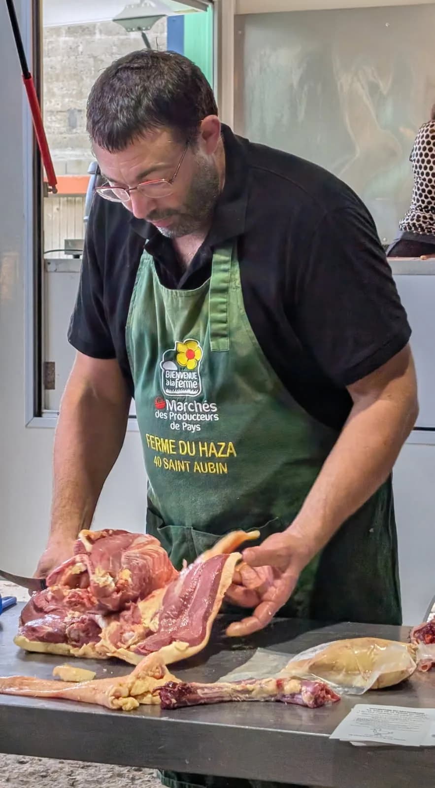 Image 2 : Atelier de découpe du canard et cours de cuisine par Benoît - Les Automnales du foie gras background