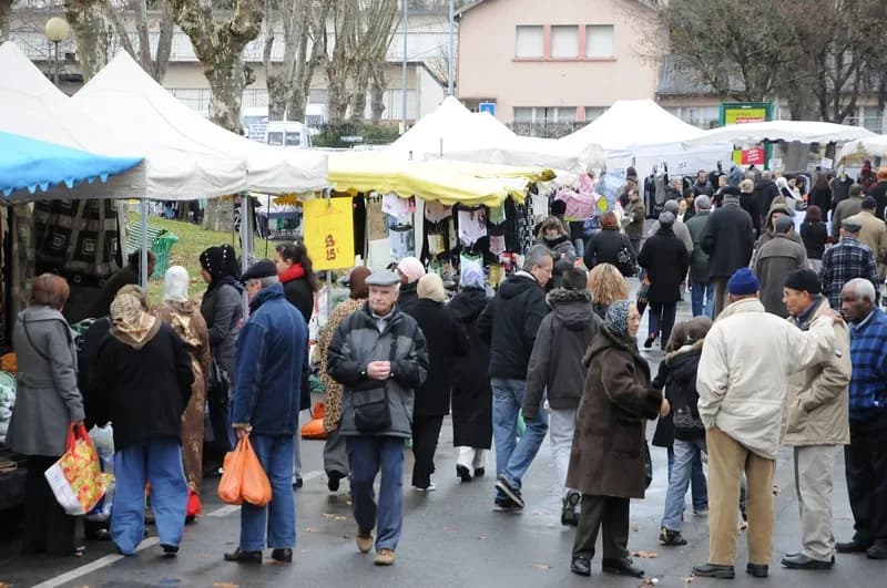 Image 2 : Marché du Hameau background