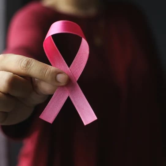 Image 1 : Ayurveda Rose – Prendre un autre chemin après le cancer du sein background