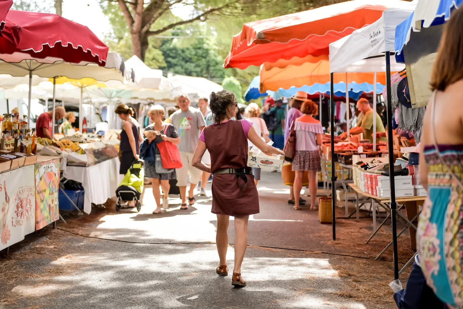 Image 1 : Marché de La Brède background