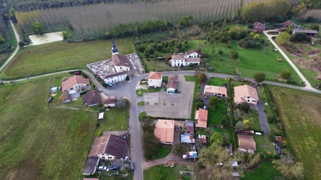 Image 3 : Balade des 3 lavoirs background