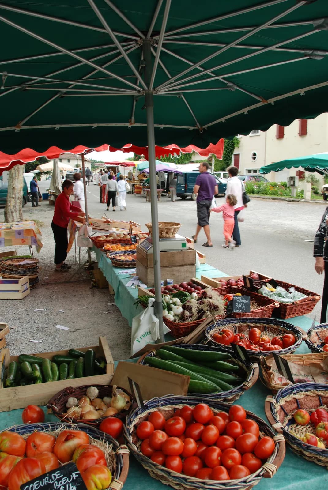 Image 2 : Marché traditionnel background