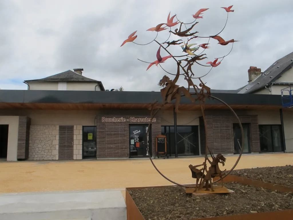 Image 2 : Marché à la Halle Chamboulivoise background