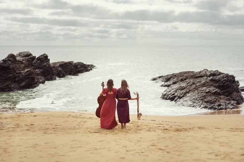 Image 1 : El Espacio del Tiempo - Las Hermanas Caronni background
