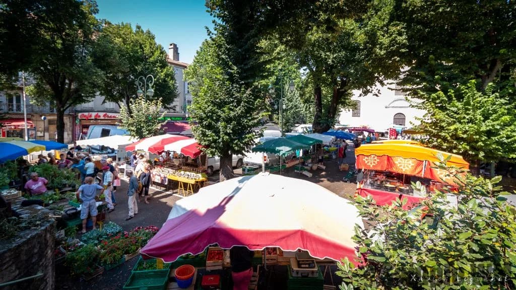 Image 1 : MARCHÉ TRADITIONNEL ST PONS DE THOMIERES background