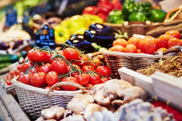 Image 1 : MARCHÉ SAINT ETIENNE VALLÉE FRANÇAISE background