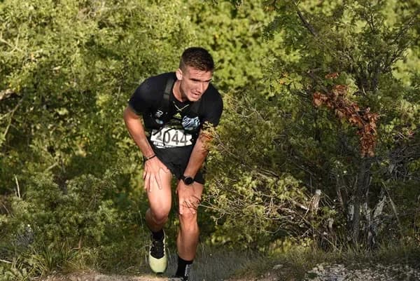Image 2 : Trail du Vallon background