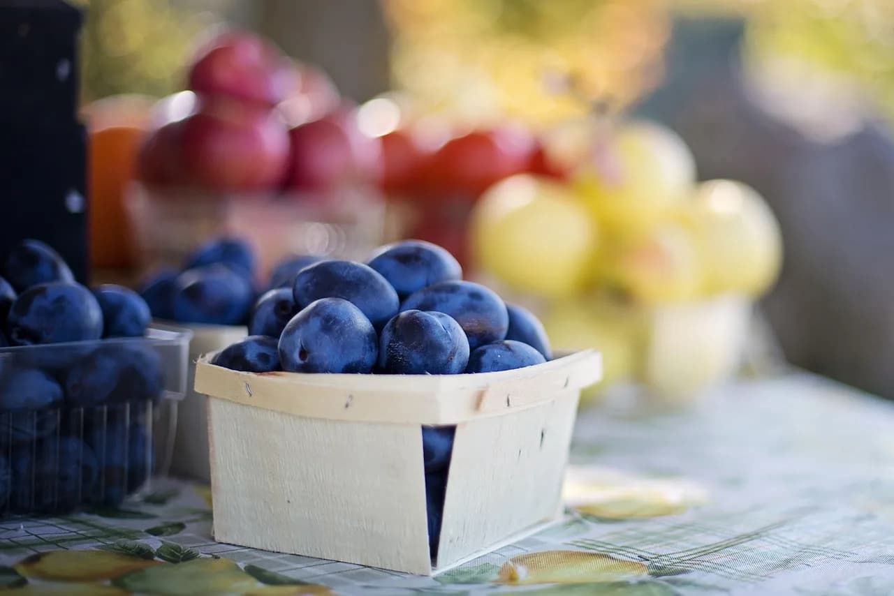 Image 1 : Marché à Douelle background