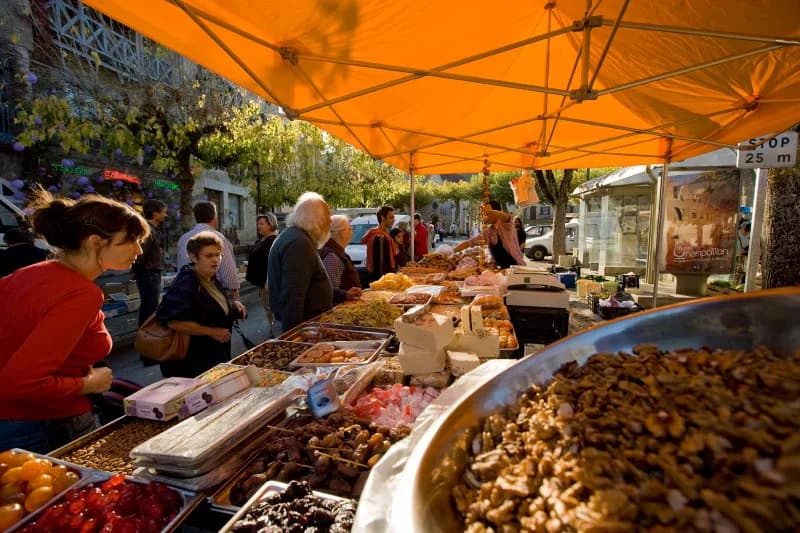 Image 2 : Marché à Cajarc background