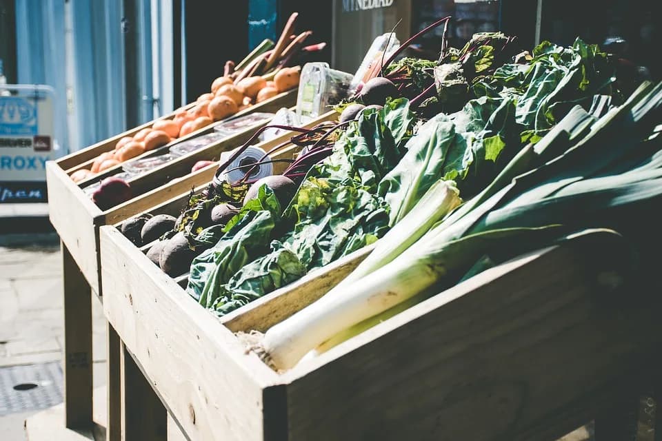 Image 1 : MARCHÉ DE VILLEFORT background