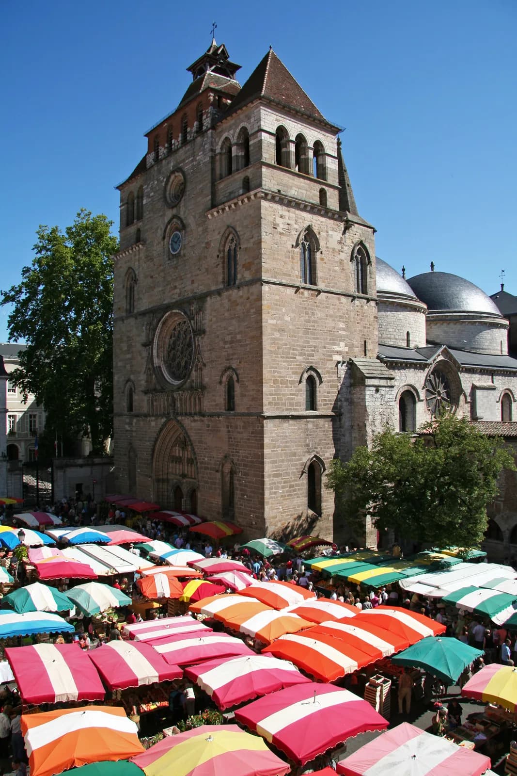 Image 1 : Marché à Cahors background