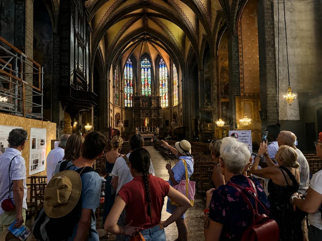 Image 1 : VISITE GUIDÉE DU CENTRE HISTORIQUE « PERPIGNAN, JE TE DÉCOUVRE » background