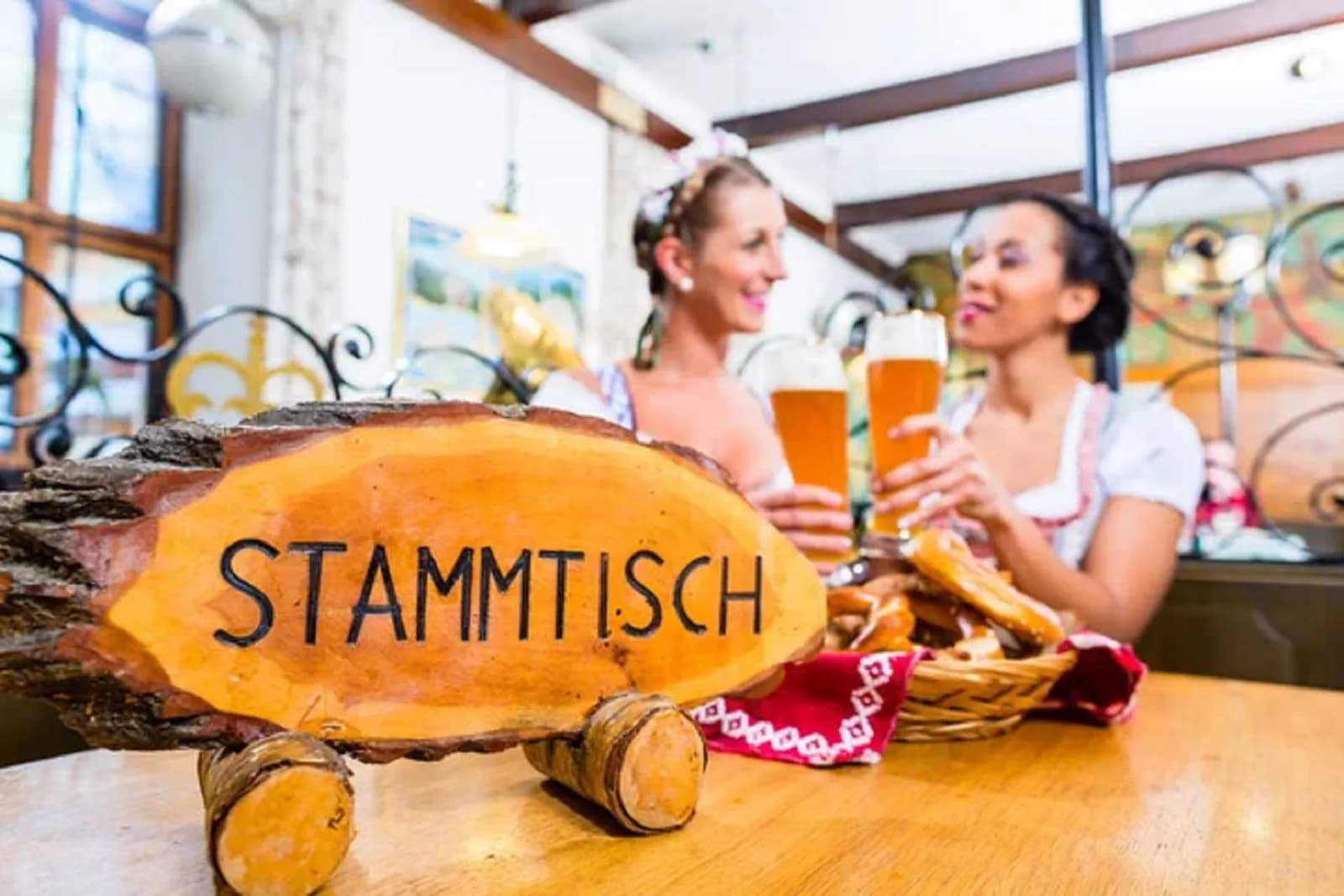 Image 1 : Apéro et échanges – Stammtisch franco-allemand background