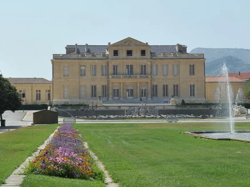 Image 1 : Visite commentée "La bastide Borély" background