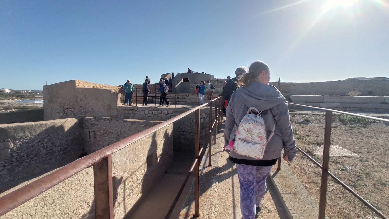Image 5 : Visite commentée du Fort de Bouc background