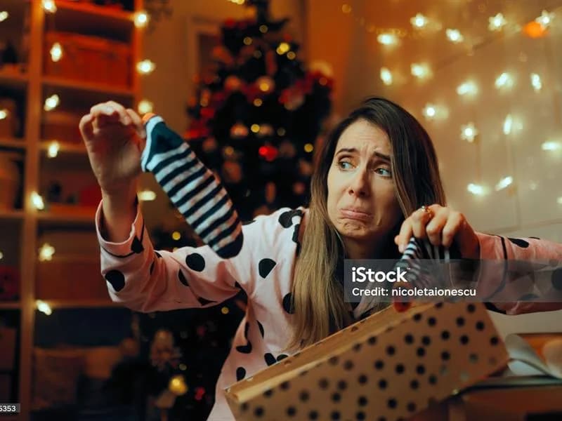 Image 1 : Monstrueuses chaussettes background