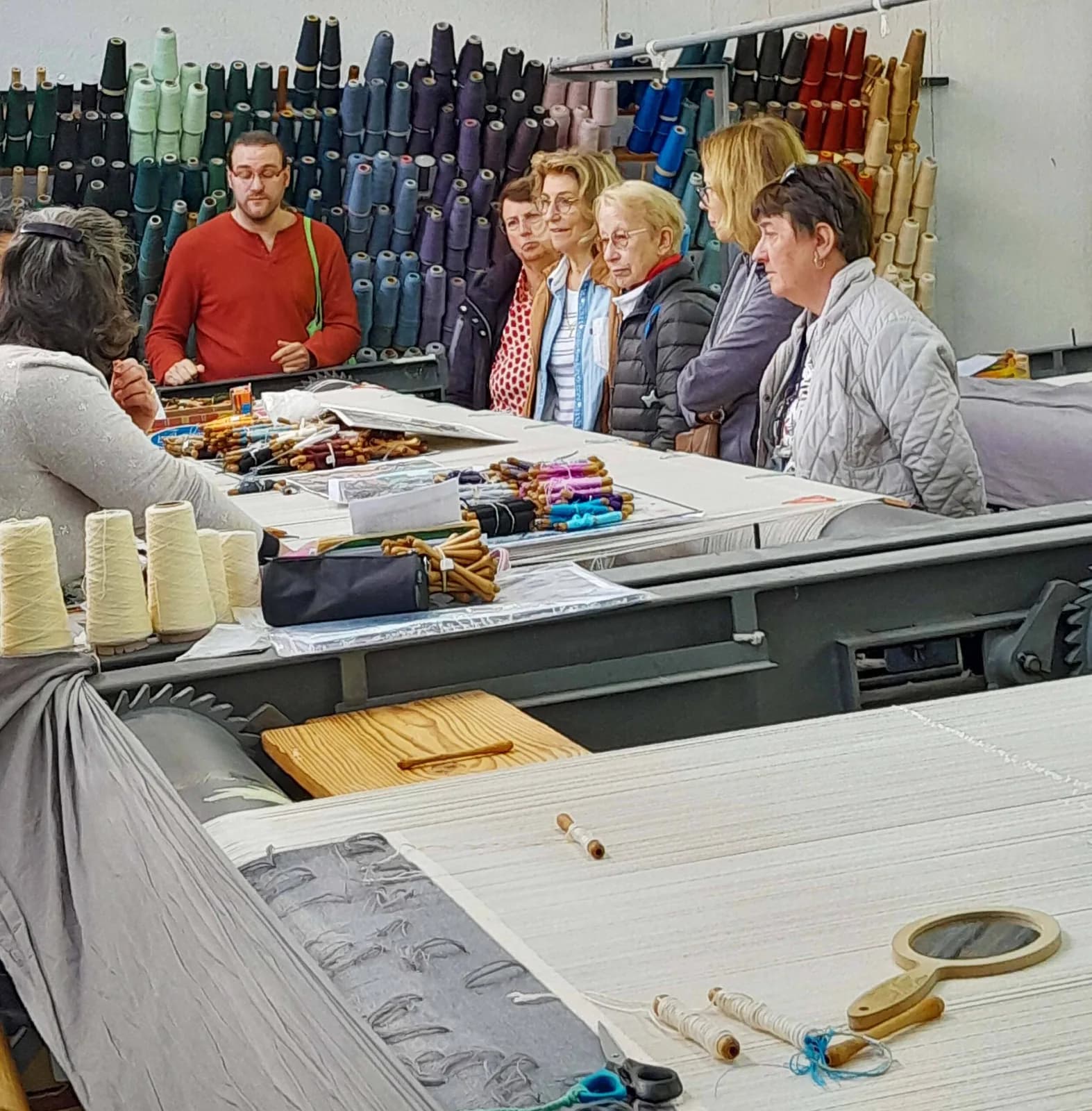 Image 1 : Ici, nos savoir-faire - Visite Atelier Pinton background