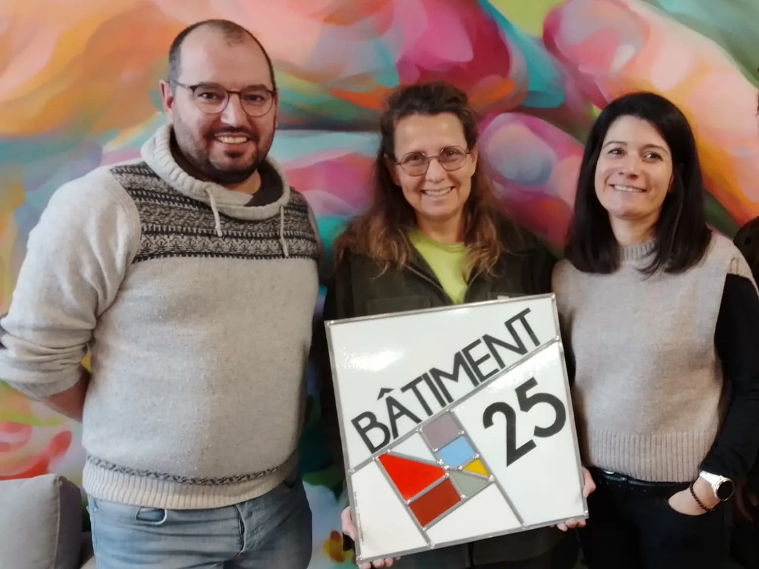 Image 2 : Ici, nos savoir-faire - Visite Atelier De la lumière au Vitrail background