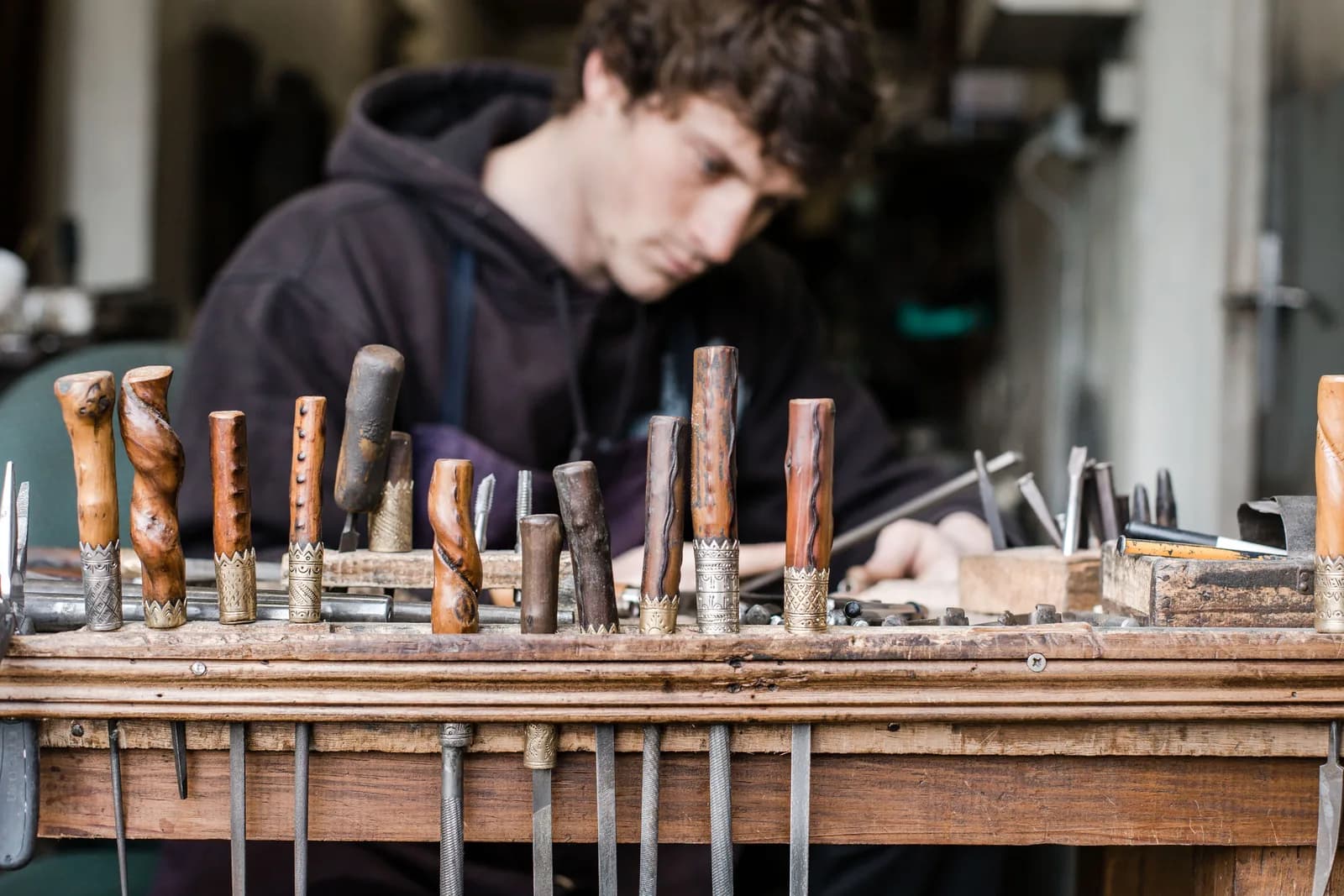 Image 1 : Ici, nos savoir-faire - Visite Makhila Ainciart Bergara background