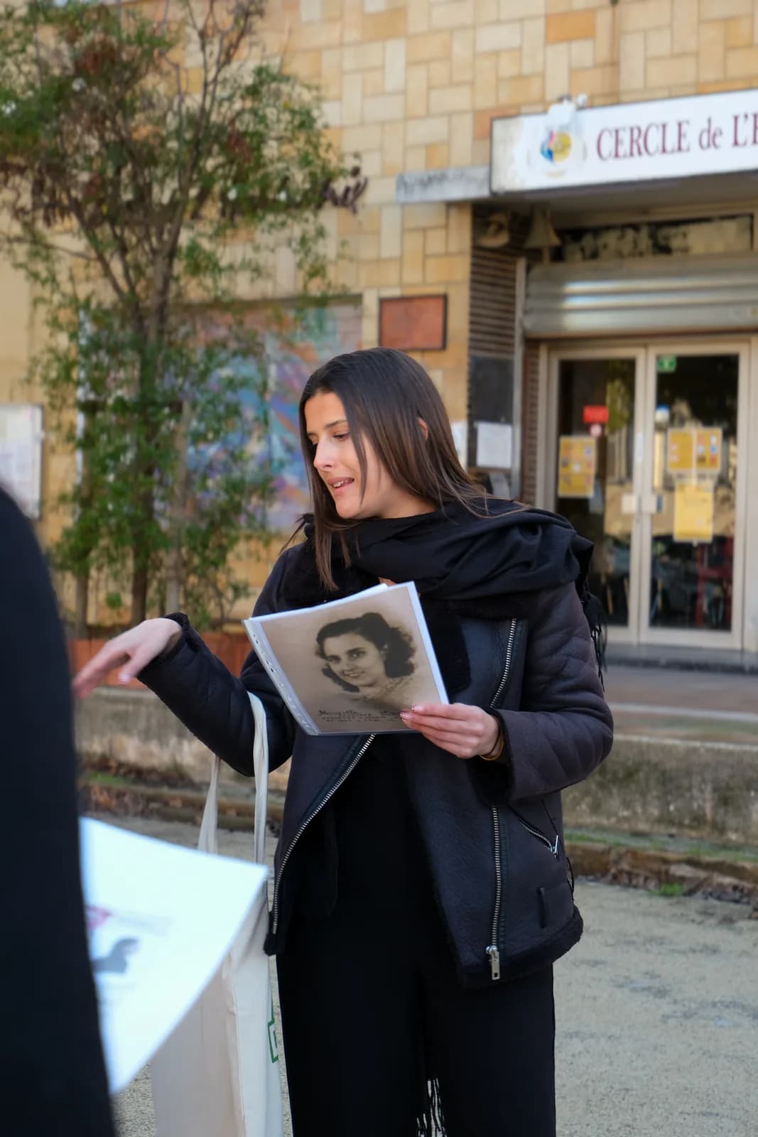 Image 1 : Visite guidée - Aubagne au féminin background