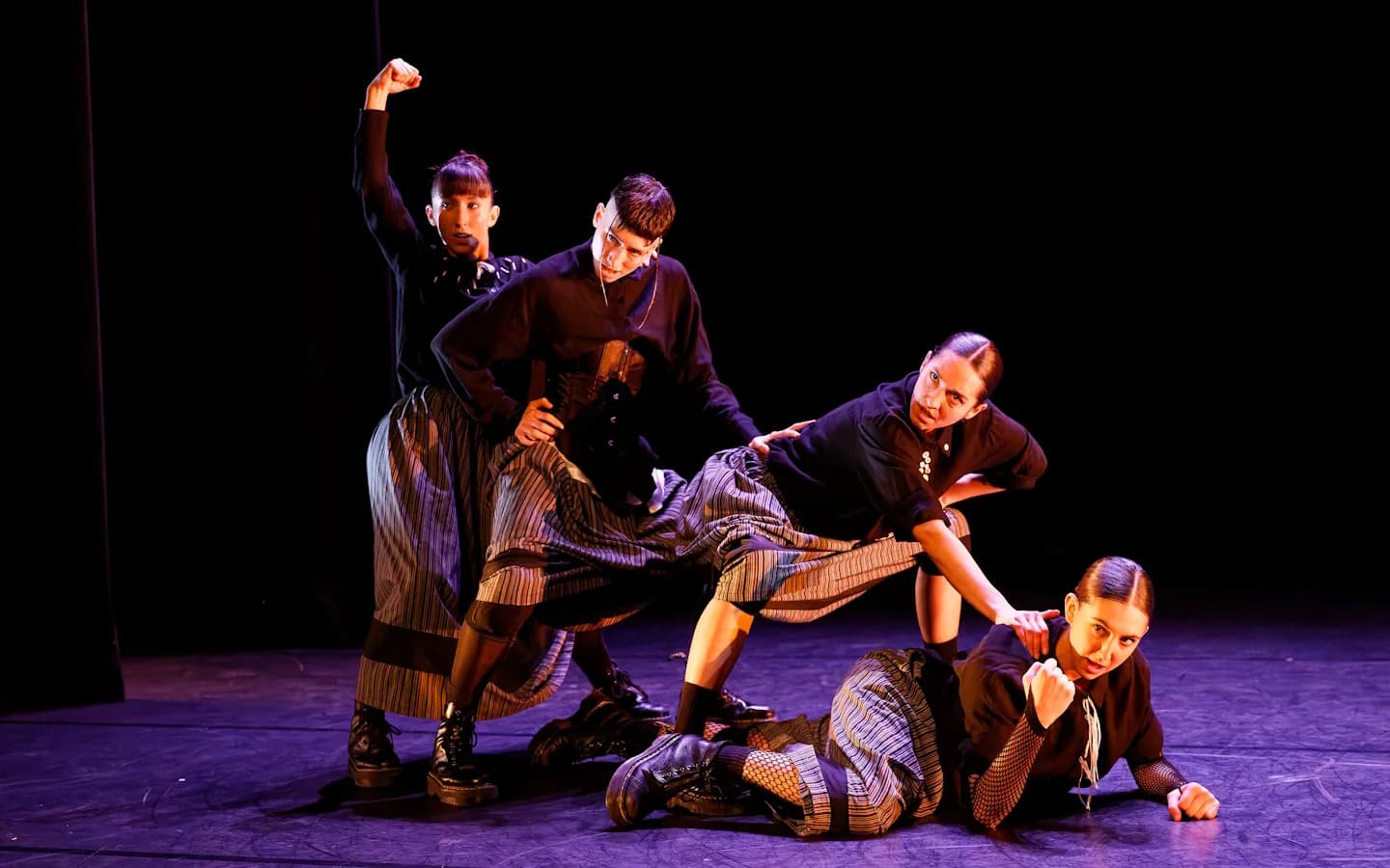 Image 1 : Spectacle de danse « Gaua » par la compagnie Ibawa background