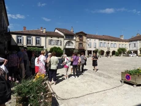 Image 2 : Visite guidée : L'échappée armagnacaise du Roi Henri IV background